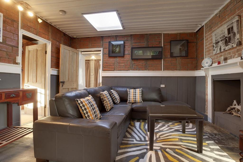 Whites Corner Villa Bothwell ภายนอก รูปภาพ